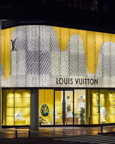 louis vuitton dealer|louis vuitton authorized dealers.